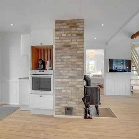 Annelouise - 100m From The Sea By Interhome