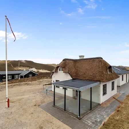 Annelouise - 100m From The Sea By Interhome
